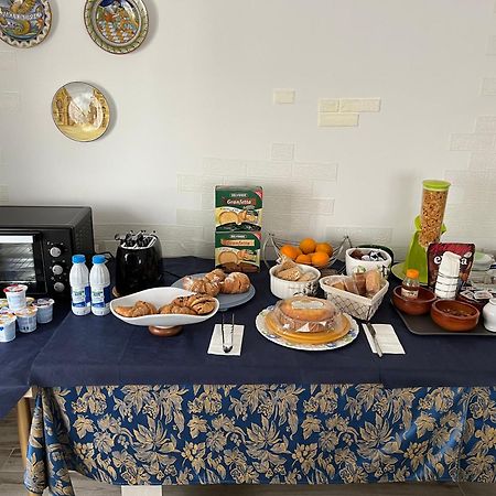 B&B La Vela Villa Rosa Di Martinsicuro ภายนอก รูปภาพ