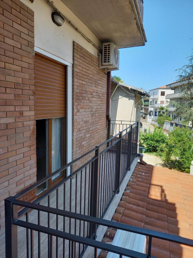 B&B La Vela Villa Rosa Di Martinsicuro ภายนอก รูปภาพ