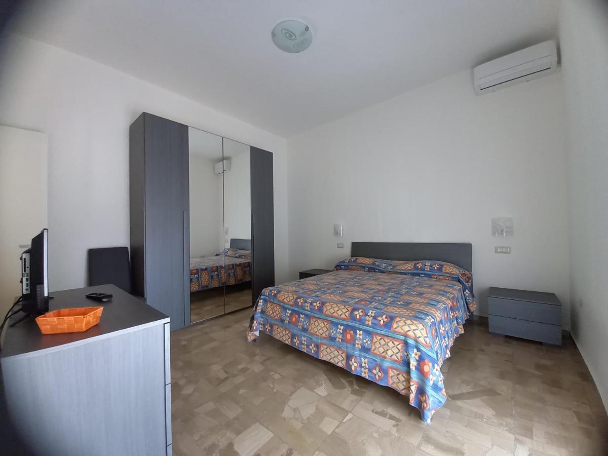 B&B La Vela Villa Rosa Di Martinsicuro ภายนอก รูปภาพ