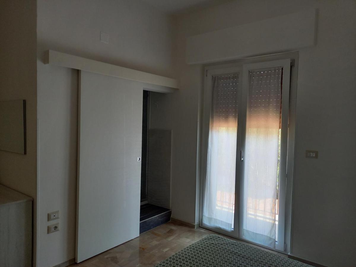 B&B La Vela Villa Rosa Di Martinsicuro ภายนอก รูปภาพ