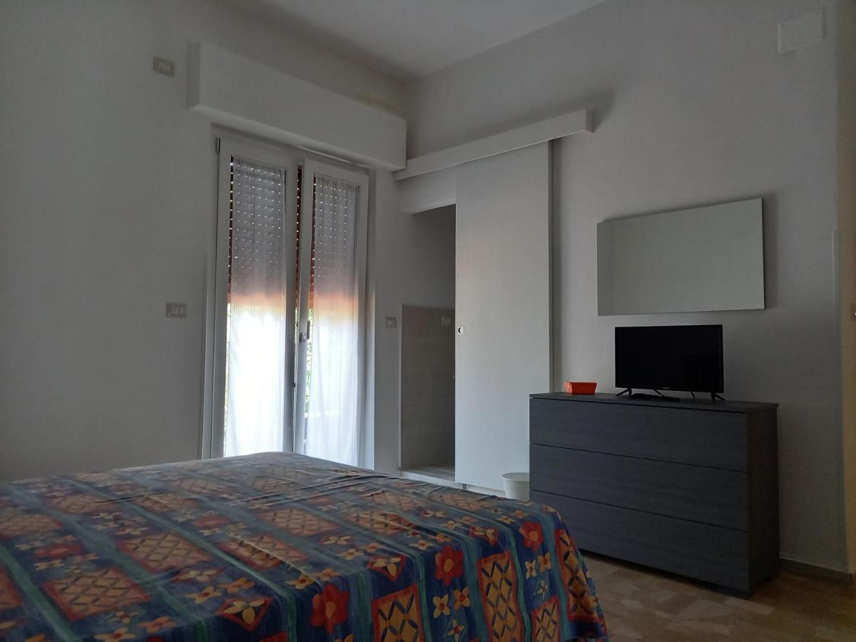 B&B La Vela Villa Rosa Di Martinsicuro ภายนอก รูปภาพ